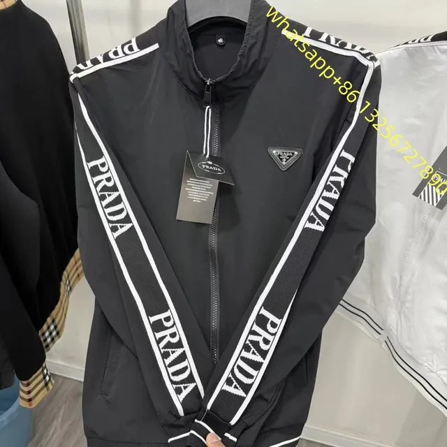 Prada21