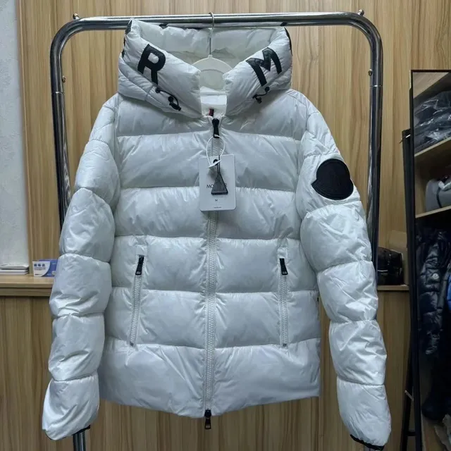 字母帽水蓝