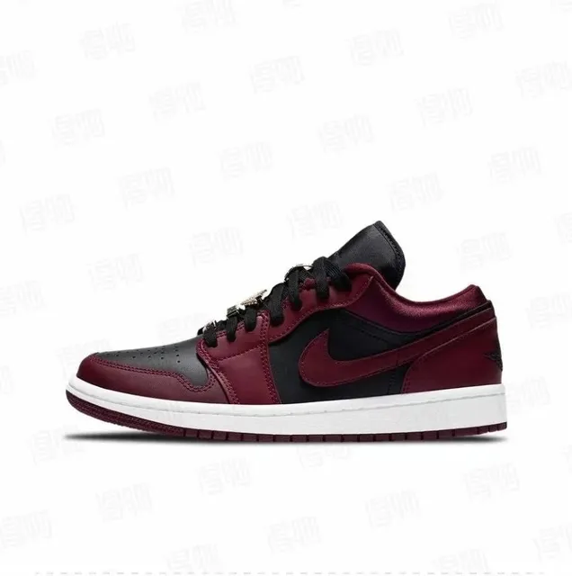 Air Jordan 1 Low Bordeaux