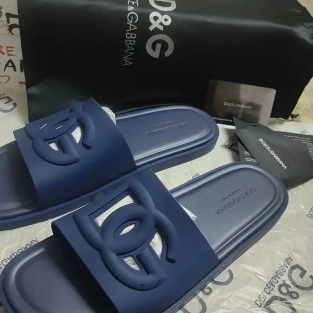 Dolce & Gabbana Logo Slide Monogram