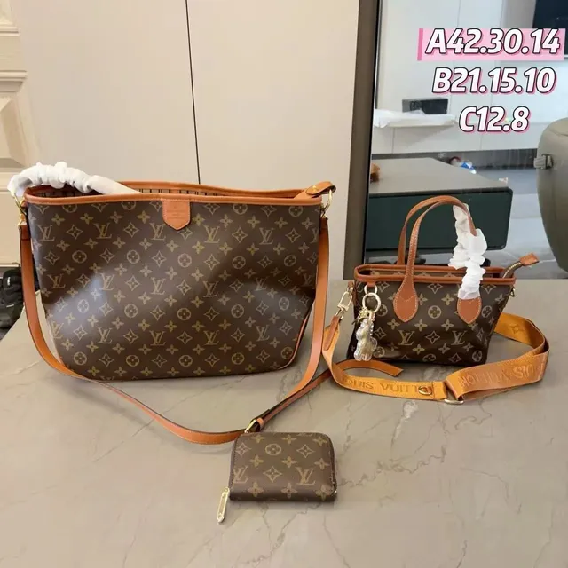 Louis Vuitton Neverfull