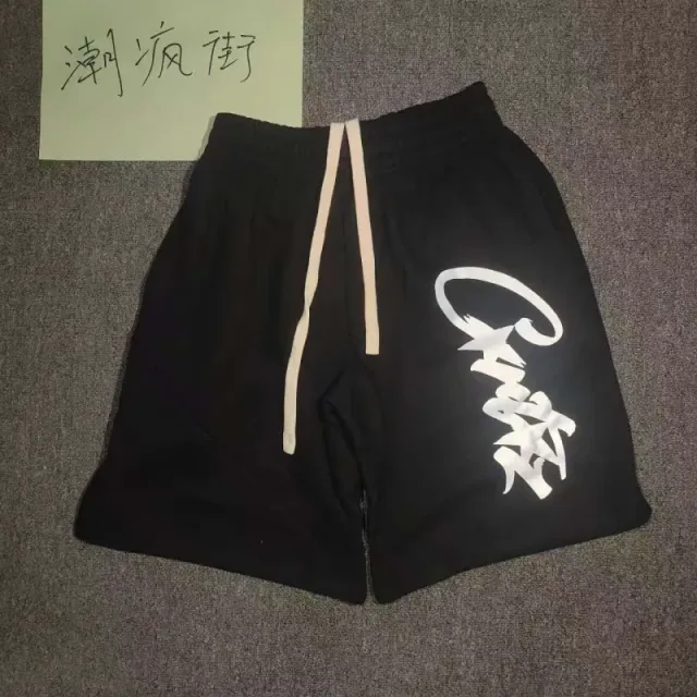 侧边反光大标黑色