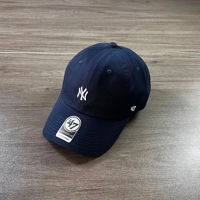 New Era × MLB Clean Up Adjustable Cap NY Yankees