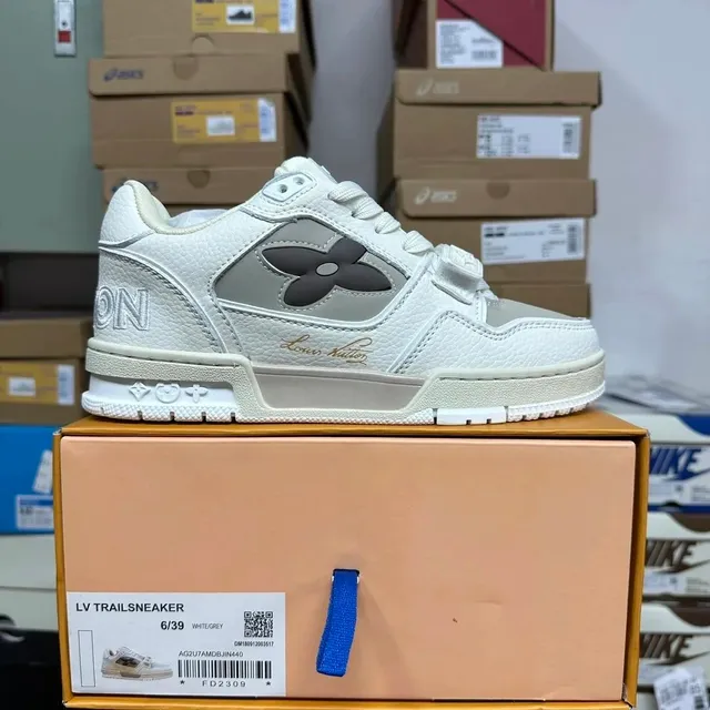Louis Vuitton sneakers