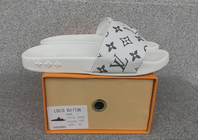 Louis Vuitton Slide Sandal Monogram