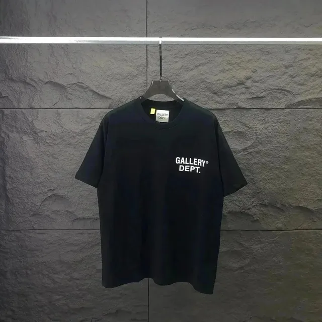 01黑色