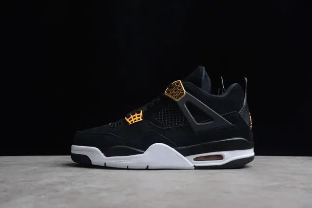 Air Jordan 4 Metallic Gold