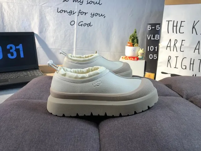 UGG Platform Slip-On Cloud White