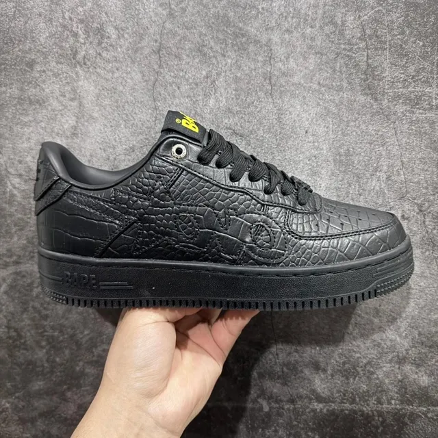 BAPE Bapesta Crocodile Texture