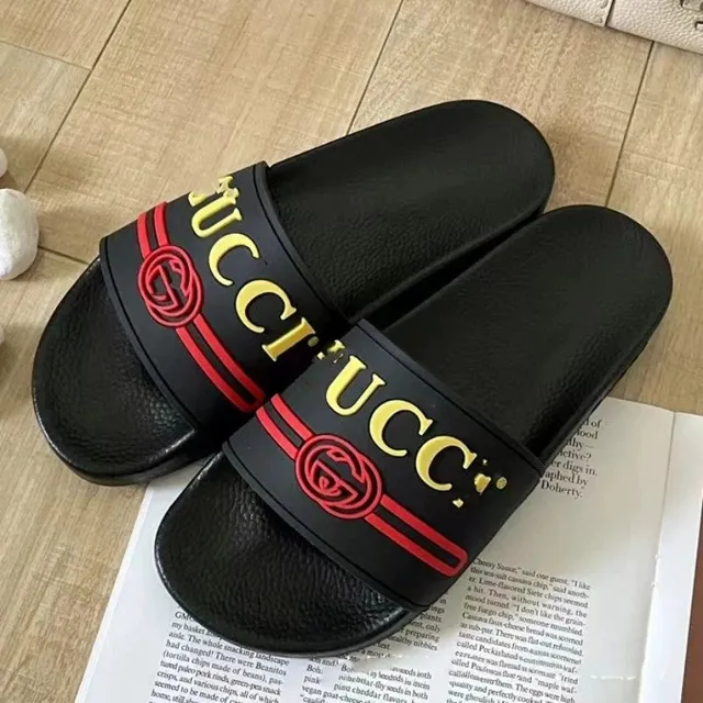Gucci Slide Sandal GG Logo