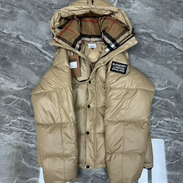 Burberry Puffer Jacket Checkered Lining