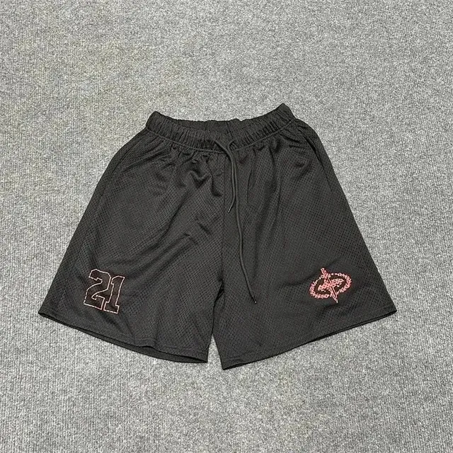 款式2黑色短裤