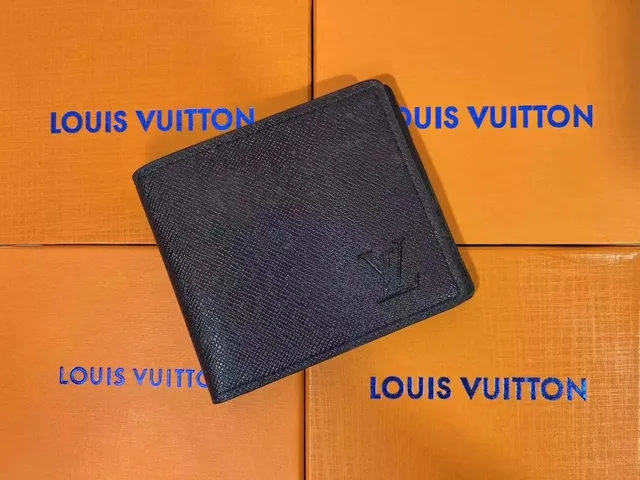 Louis Vuitton Bifold Wallet Epi Leather