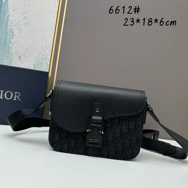Dior Oblique Print
