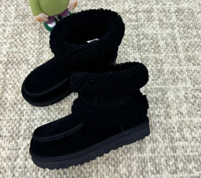 UGG Classic Mini Fluff Shearling Lined