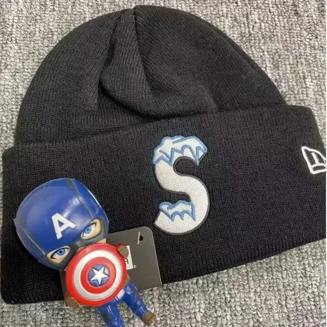 New Era × Supreme headwear