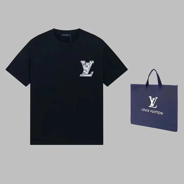 Louis Vuitton T-Shirt LV Monogram Print