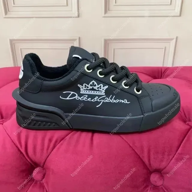 Dior B22 Sneaker Crown Logo