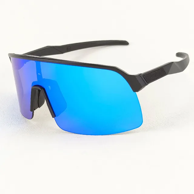 Black Frame, Black Legs, Silver Label, Deep Blue Film