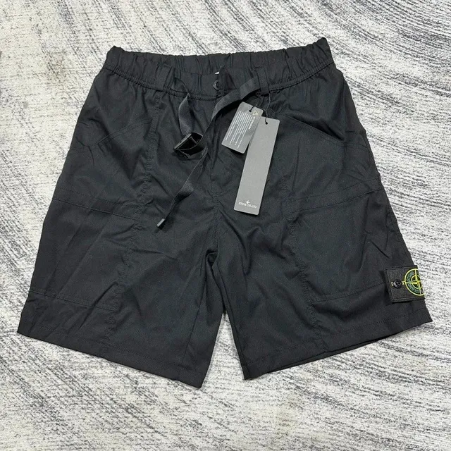 Stone Island Cargo Shorts Black