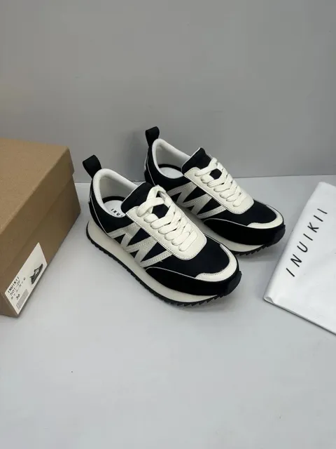 黑色+沙丁布