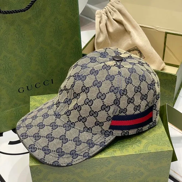 Gucci Baseball Cap GG Supreme