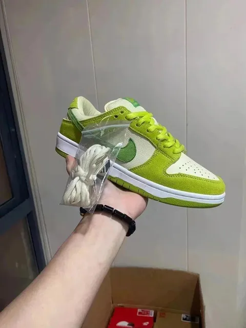 Nike Dunk Low