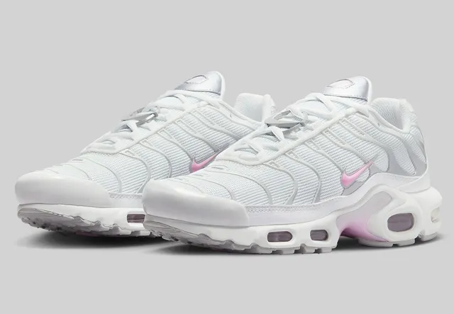 Nike Air Max Plus White Pink
