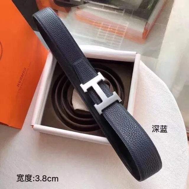 蓝色
