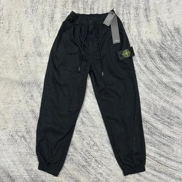 Stone Island Cargo Joggers Black