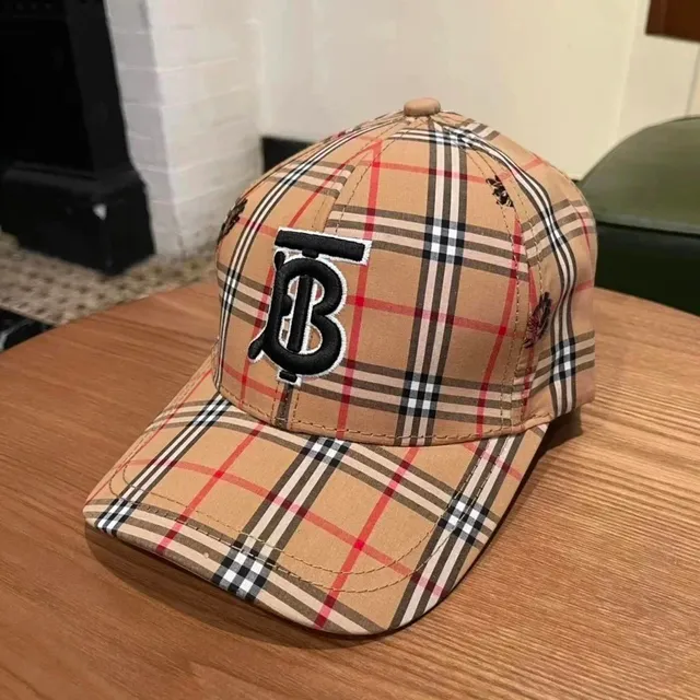 Burberry Baseball Cap Classic Check