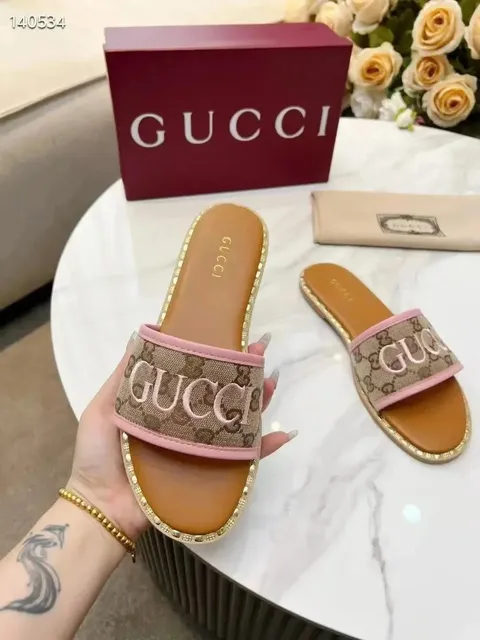 Gucci GG Marmont Slide Monogram Web