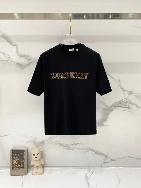 Burberry Logo T-Shirt Embroidered Logo