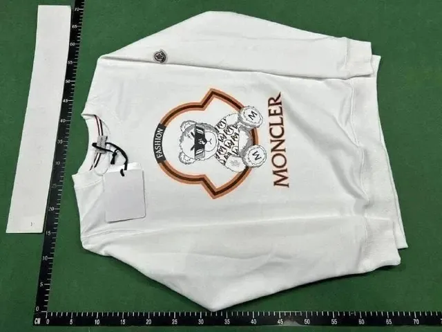 Moncler Crewneck Sweatshirt Bear Logo Print