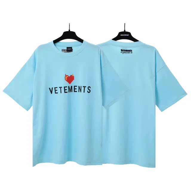 Vetements Graphic Tee Pixel Heart Logo