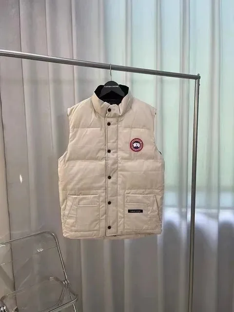 Canada Goose Puffer Vest Classic Fit