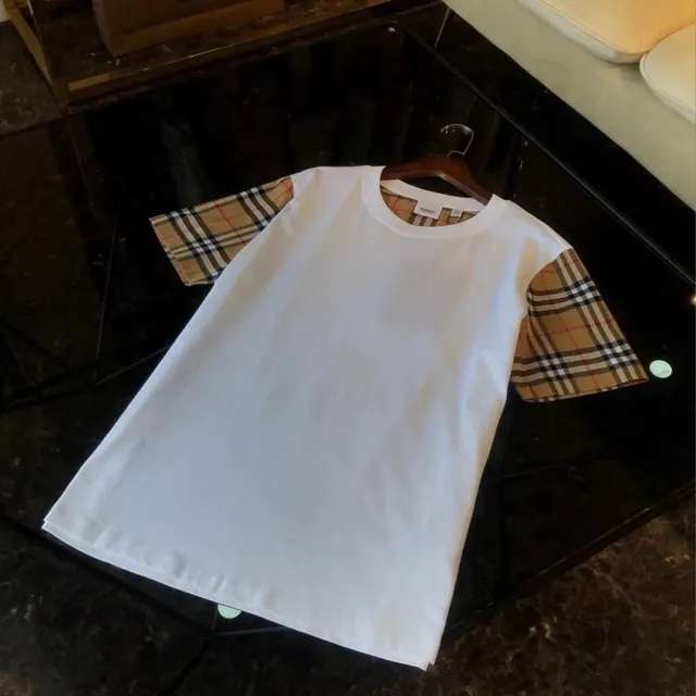 Burberry tee white