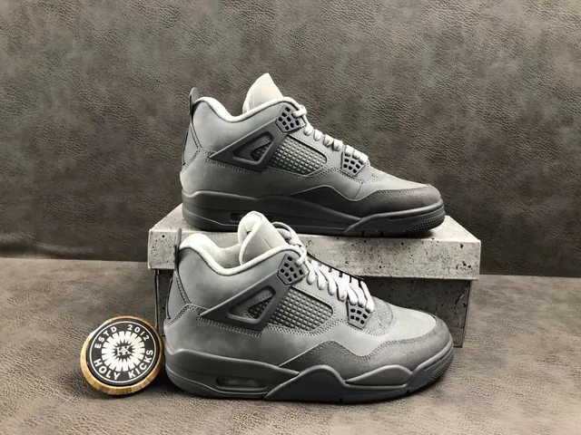 Air Jordan 4 Cool Grey