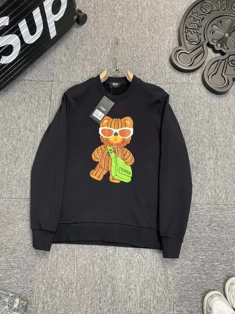 Fendi Crewneck Sweatshirt Bear Graphic