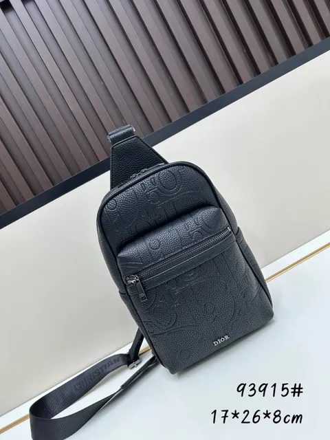 17 x 26 x 8*