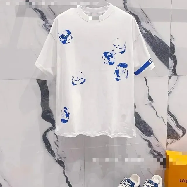 Louis Vuitton T-Shirt Blue Rose Print