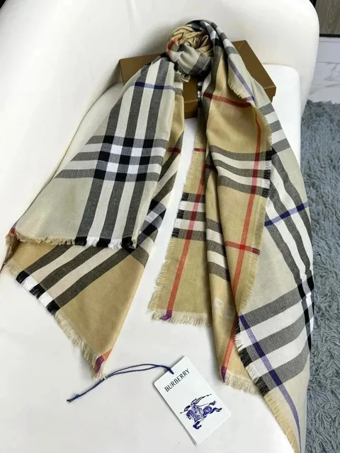 Burberry Classic Check Scarf Vintage Check