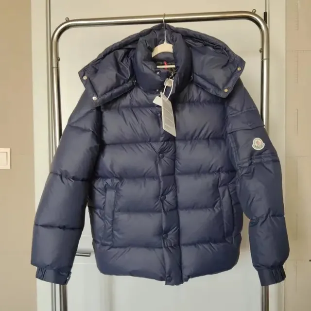 Moncler Puffer Jacket Classic Quilted