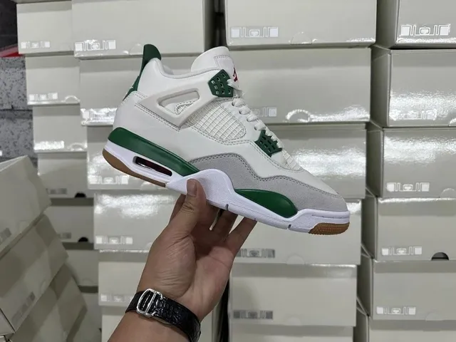 OG AJ4 SB绿松石