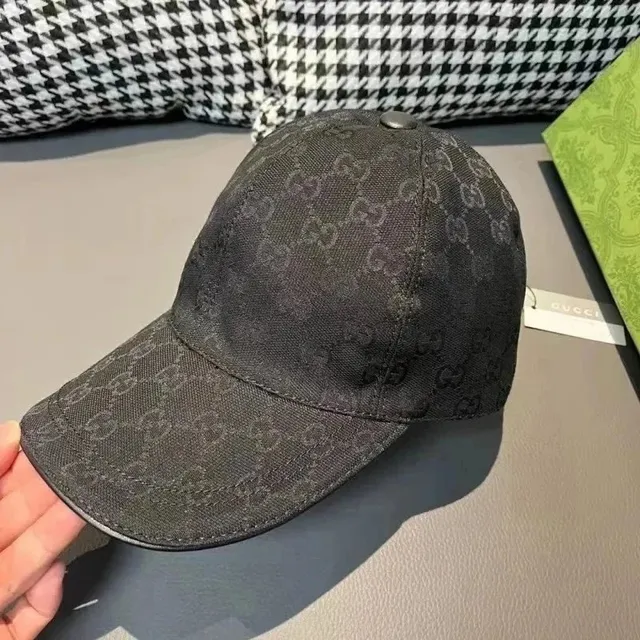Gucci Baseball Cap GG Monogram