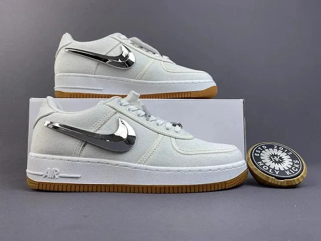 Nike Air Force 1 Low
