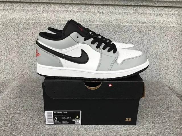 Air Jordan 1 Low Neutral Grey