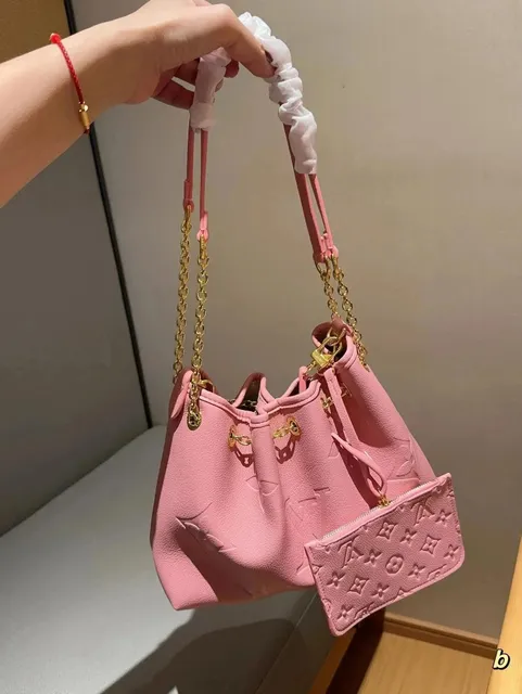 Louis Vuitton On The Go Bucket Monogram Empreinte