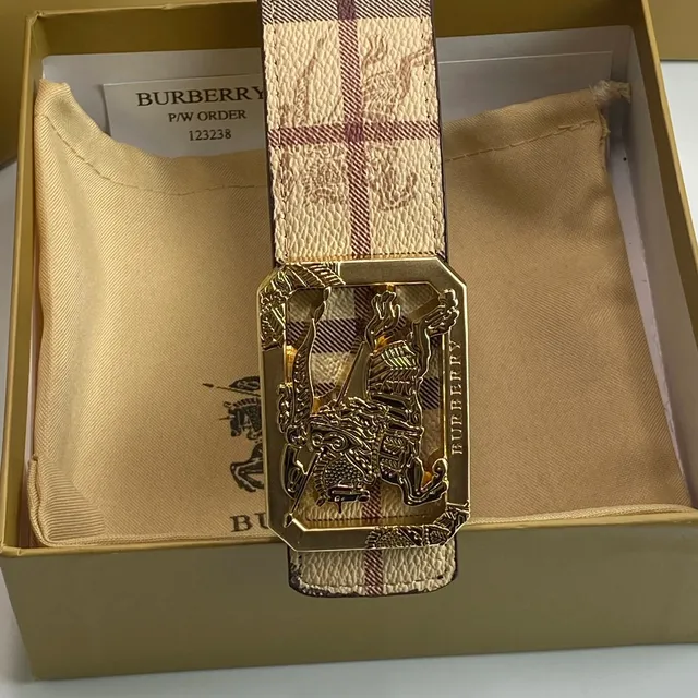 Burberry Equestrian Knight Belt