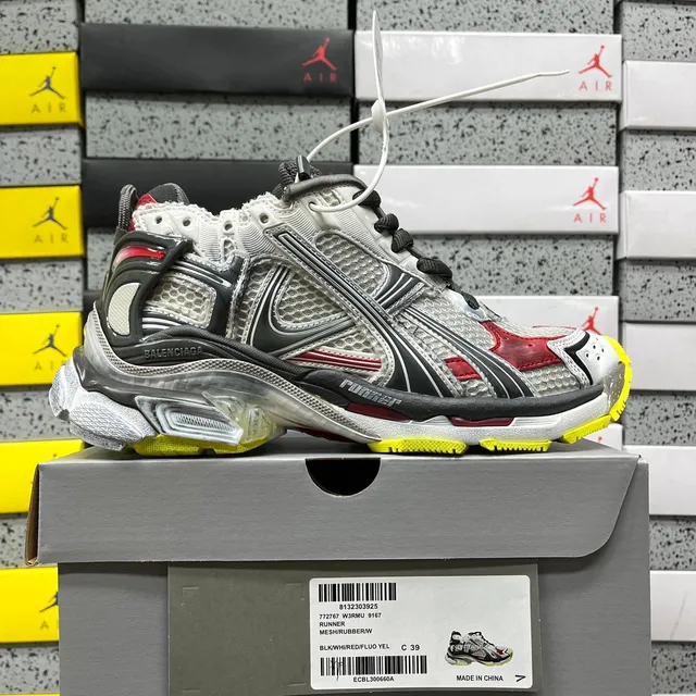 Balenciaga Speed Trainer Runner